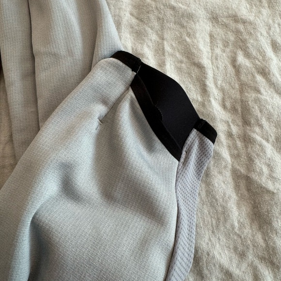 Lululemon Cold Terrain Half Zip Hoodie (L, Light Cast) - Picture 6 of 10